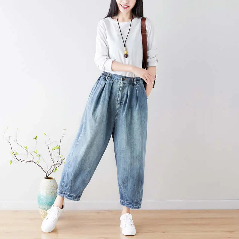Stylish Summer Washed Light Blue Denim Baggy Pants for Women
Step out in style with our Summer Washed Light Blue Denim Baggy Pants for Women. These casual trousers are perfect for any urban look and are designed to make a staWomen's pantsThebesttailorThebesttailorSummer washed cotton light blue denim casual baggy pants Women'ThebesttailorSummer washed cotton light blue denim casual baggy pants Women'