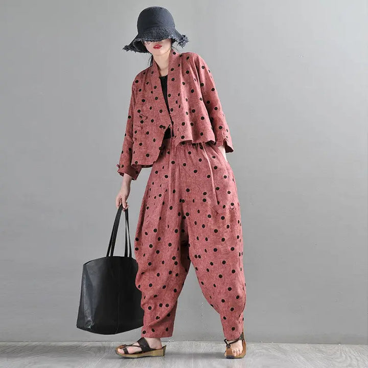 Retro Rust Red Linen Wave Point Bloomer Pants Suit
 Introducing our Retro Rust Red Linen Wave Point Bloomer Pants Suit, a must-have addition to your wardrobe for a touch of unique, vintage style.
 This suit is craftWomen's ShirtThebesttailorThebesttailorRetro temperament linen wave point rust red autumn bloomer pants suitThebesttailorRetro temperament linen wave point rust red autumn bloomer pants suit