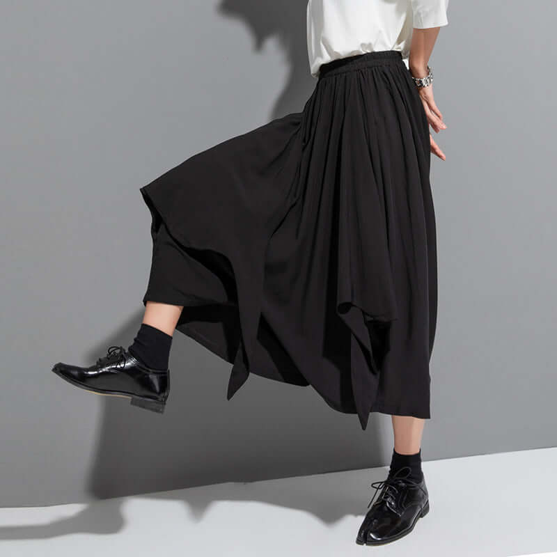 Elegant Black Summer Hakama Palazzo Pants for Women

 
 Step into the season with confidence and comfort in our elegant black summer hakama palazzo pants for women. Crafted with a blend of cotton and polyester, theseWomen's pantsThebesttailorThebesttailorWomens black summer Hakama Pants, High Waisted Palazzo PantsThebesttailorWomens black summer Hakama Pants, High Waisted Palazzo Pants