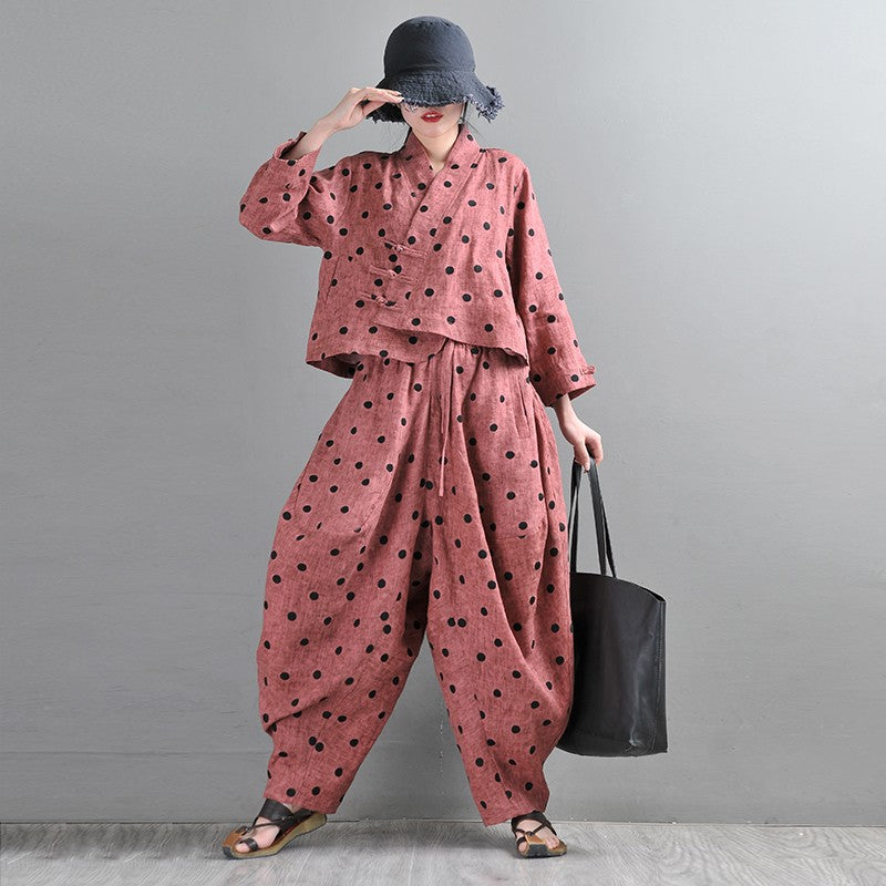 Retro Rust Red Linen Wave Point Bloomer Pants Suit
 Introducing our Retro Rust Red Linen Wave Point Bloomer Pants Suit, a must-have addition to your wardrobe for a touch of unique, vintage style.
 This suit is craftWomen's ShirtThebesttailorThebesttailorRetro temperament linen wave point rust red autumn bloomer pants suitThebesttailorRetro temperament linen wave point rust red autumn bloomer pants suit