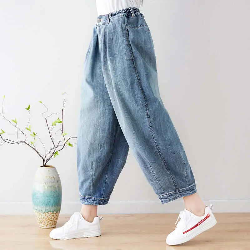 Stylish Summer Washed Light Blue Denim Baggy Pants for Women
Step out in style with our Summer Washed Light Blue Denim Baggy Pants for Women. These casual trousers are perfect for any urban look and are designed to make a staWomen's pantsThebesttailorThebesttailorSummer washed cotton light blue denim casual baggy pants Women'ThebesttailorSummer washed cotton light blue denim casual baggy pants Women'